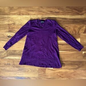 DKNY Jeans Purple Wine V Neck Sweater size Medium